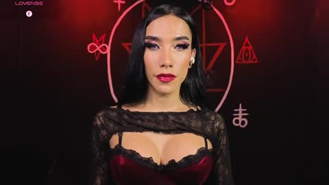 Victoria Vampire online show from May 5, 2:07 am
