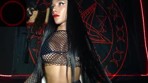 Snapshot of victoriavampire666 chatting on December 5, 12:03 am Victoria Vampire online show from December 5, 12:03 am