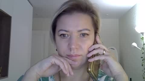 victorynika online show from December 4, 7:41 am