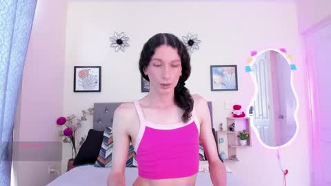 Violet online show from November 2, 2:39 pm