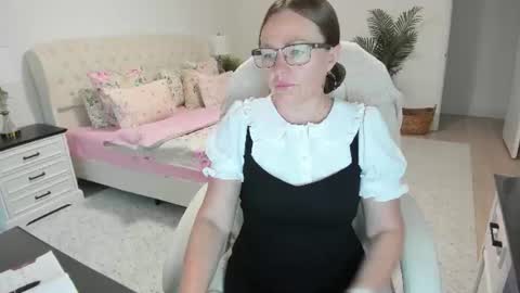 Ukrainian-woman online show from June 13, 11:09 am
