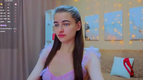 vikiberry online show from April 24, 12:40 pm