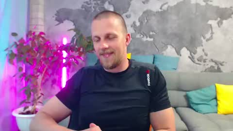 vikingchrisss online show from July 27, 12:24 pm