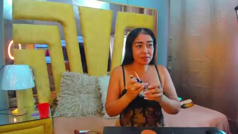 vikiTomson online show from July 28, 12:59 pm