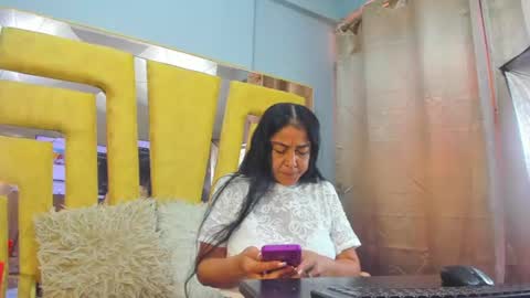 vikiTomson online show from August 3, 1:17 pm
