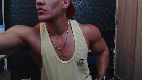 Viktor Herrera online show from February 15, 9:24 pm