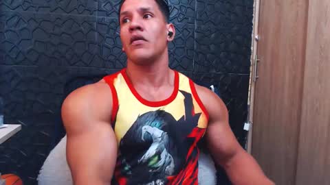 Viktor Herrera online show from November 13, 4:31 pm