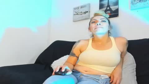 Viktoria online show from May 7, 1:23 am