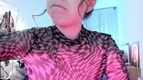 Vikky online show from November 18, 6:16 am