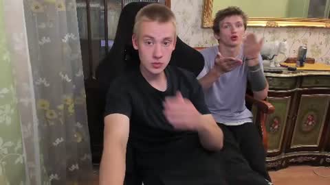 Dimoooooon online show from August 3, 10:27 pm