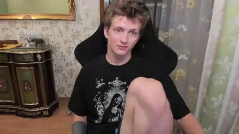 Dimoooooon online show from August 2, 7:37 pm