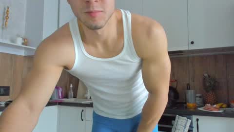 Vincent.  uncut 18cm online show from January 28, 9:51 am