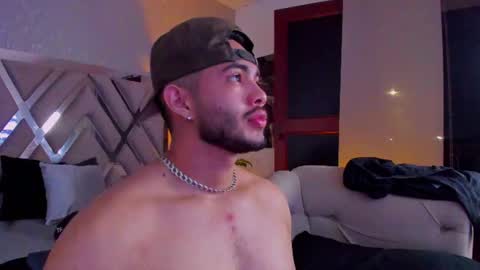 Vincent online show from June 15, 2:36 am