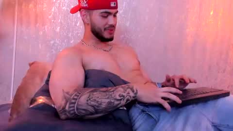 Snapshot of vincentblack_ chatting on September 17, 4:49 am Vincent online show from September 17, 4:49 am