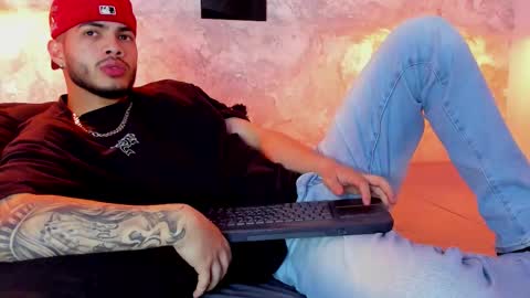 Snapshot of vincentblack_ chatting on September 15, 4:47 am Vincent online show from September 15, 4:47 am