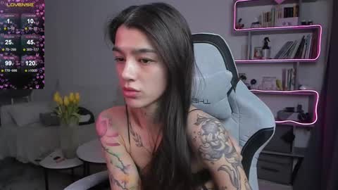 vinkitinkii online show from March 12, 9:55 am