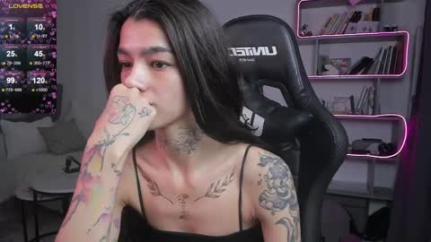 vinkitinkii online show from February 26, 10:16 am