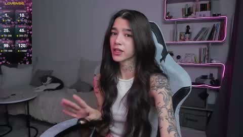 vinkitinkii online show from March 6, 6:52 am