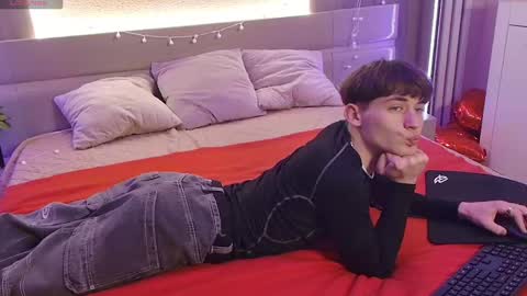 Vinsant online show from April 16, 8:03 am