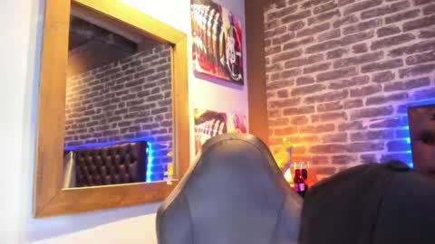 ---Vinzen--- online show from September 24, 4:19 am