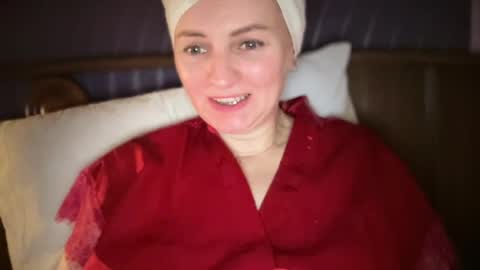 Funny  girl online show from July 26, 1:47 am