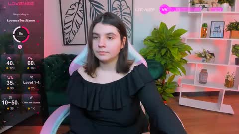 Snapshot of viola__shy chatting on February 16, 9:16 pm Viola online show from February 16, 9:16 pm
