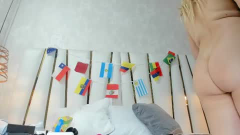 violeet_gray online show from July 5, 11:39 am