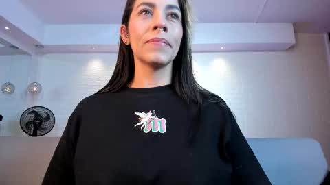 Violett  Everyday From 0530 to 1430 Col Time online show from November 20, 12:04 pm