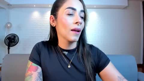 Violett  Everyday From 0530 to 1430 Col Time online show from November 27, 11:07 am