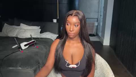 Fantasy Black Girl online show from June 25, 2:44 pm