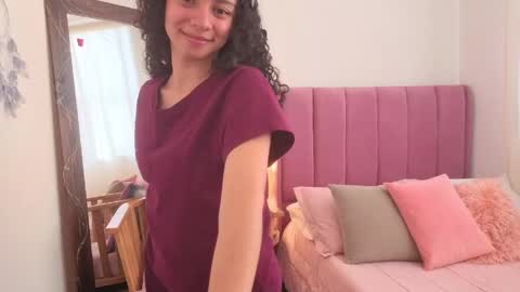 violet__15 online show from April 23, 12:24 pm