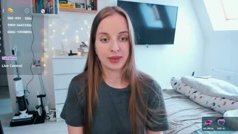 Violet online show from April 30, 1:16 pm