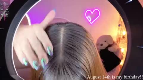 violet online show from August 2, 9:49 pm