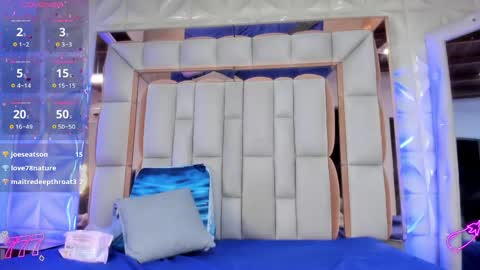 violet_milleer online show from April 27, 8:28 pm