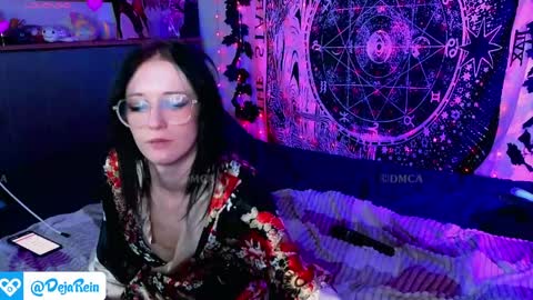 Deya online show from April 2, 1:51 pm