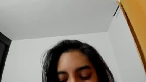 violet online show from April 30, 10:53 am