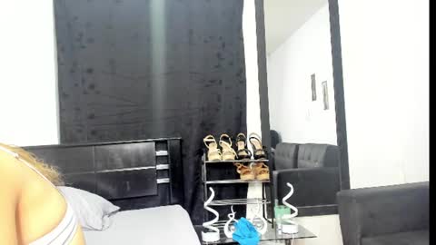 violeta_gracee online show from July 12, 3:32 am