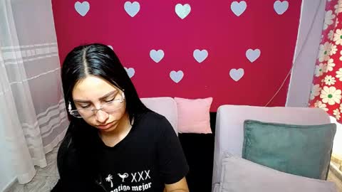violeta_rouses online show from May 2, 3:51 pm