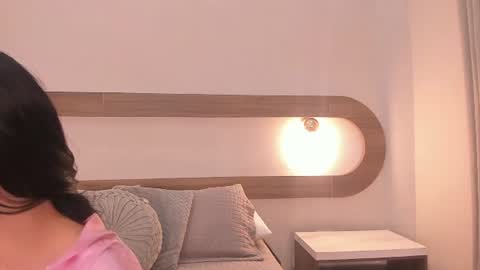Violeta Sum online show from June 18, 12:32 pm