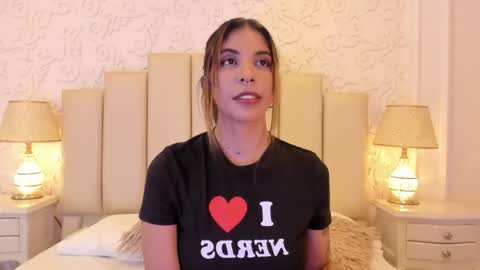 Violeta online show from May 23, 5:09 pm