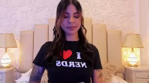Violeta online show from June 22, 3:19 pm