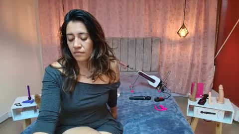 VIOLETA online show from November 14, 6:21 pm