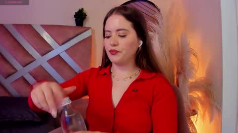 Snapshot of violetcollins_ chatting on October 27, 7:58 pm Call me Violet online show from October 27, 7:58 pm