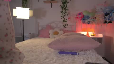 violeth___ online show from July 28, 11:08 am