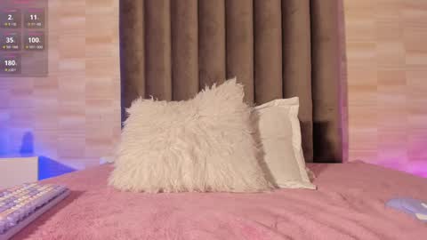 Violeth online show from March 2, 2:43 pm