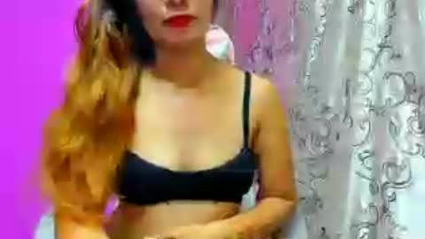 Livia help get 100 likes online show from June 24, 1:12 am