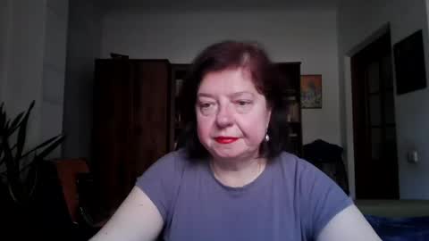 violetpulse online show from April 25, 1:35 pm