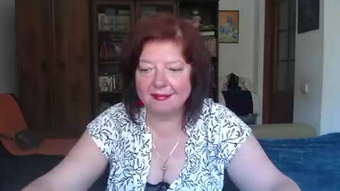 violetpulse online show from August 3, 9:04 am