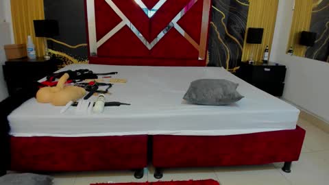 Violet Rose online show from February 7, 8:56 pm