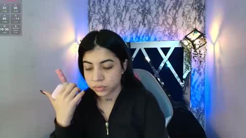 Violeta  online show from November 11, 11:34 am